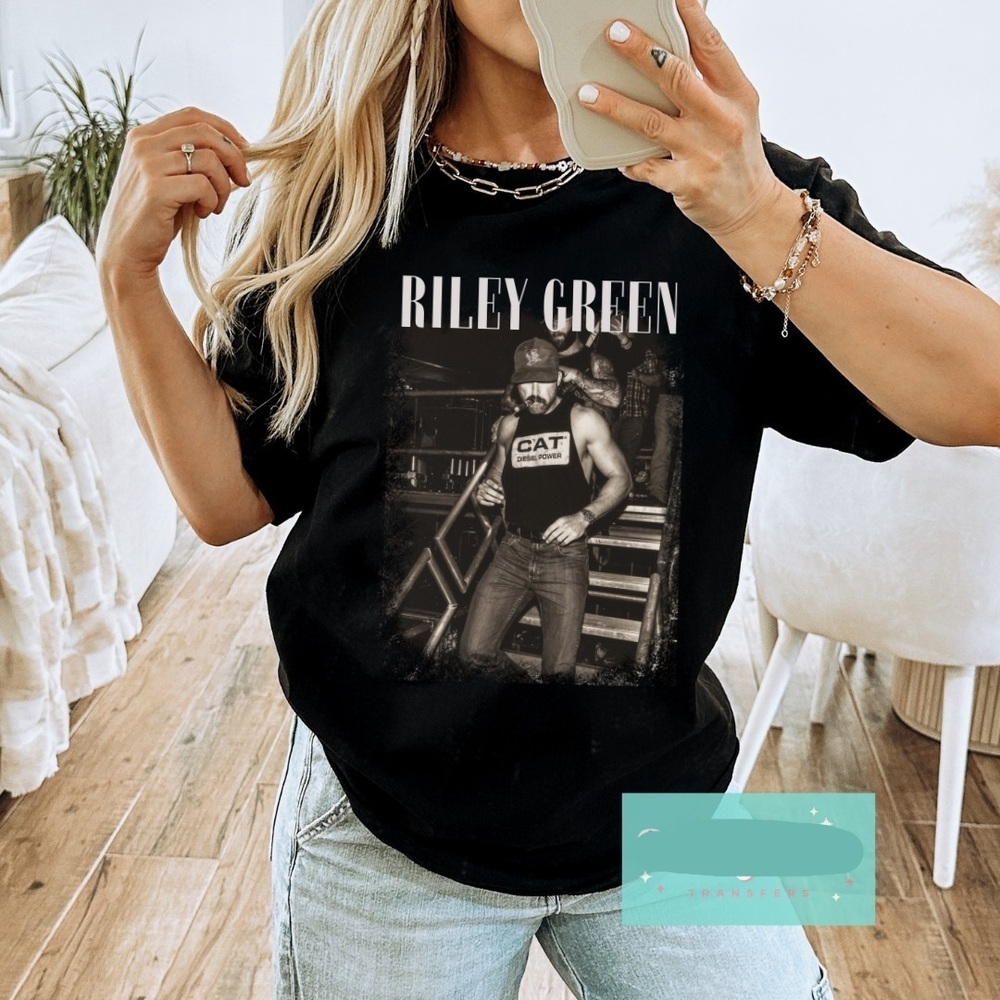 RILEY GREEN BACKSTAGE Shirt Love